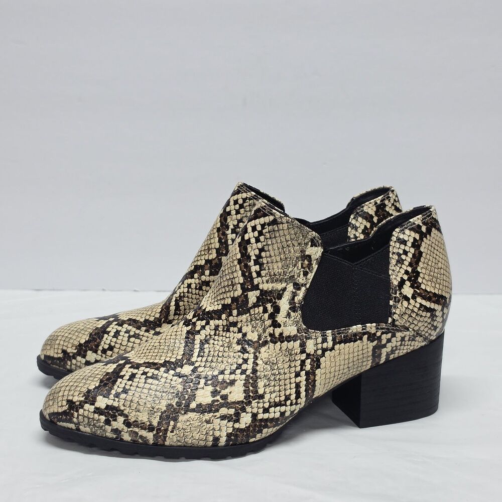 NEW Vionic Belmont Women's Snakeskin Embossed Leather Ankle Booties Boho 7.5